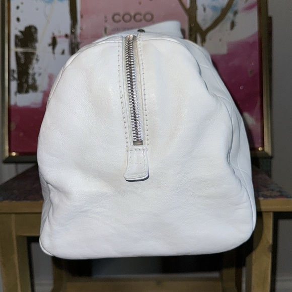 ๐ฅ Chanel bowler bag quilted leather ๐ฅ - Picture 5 of 15